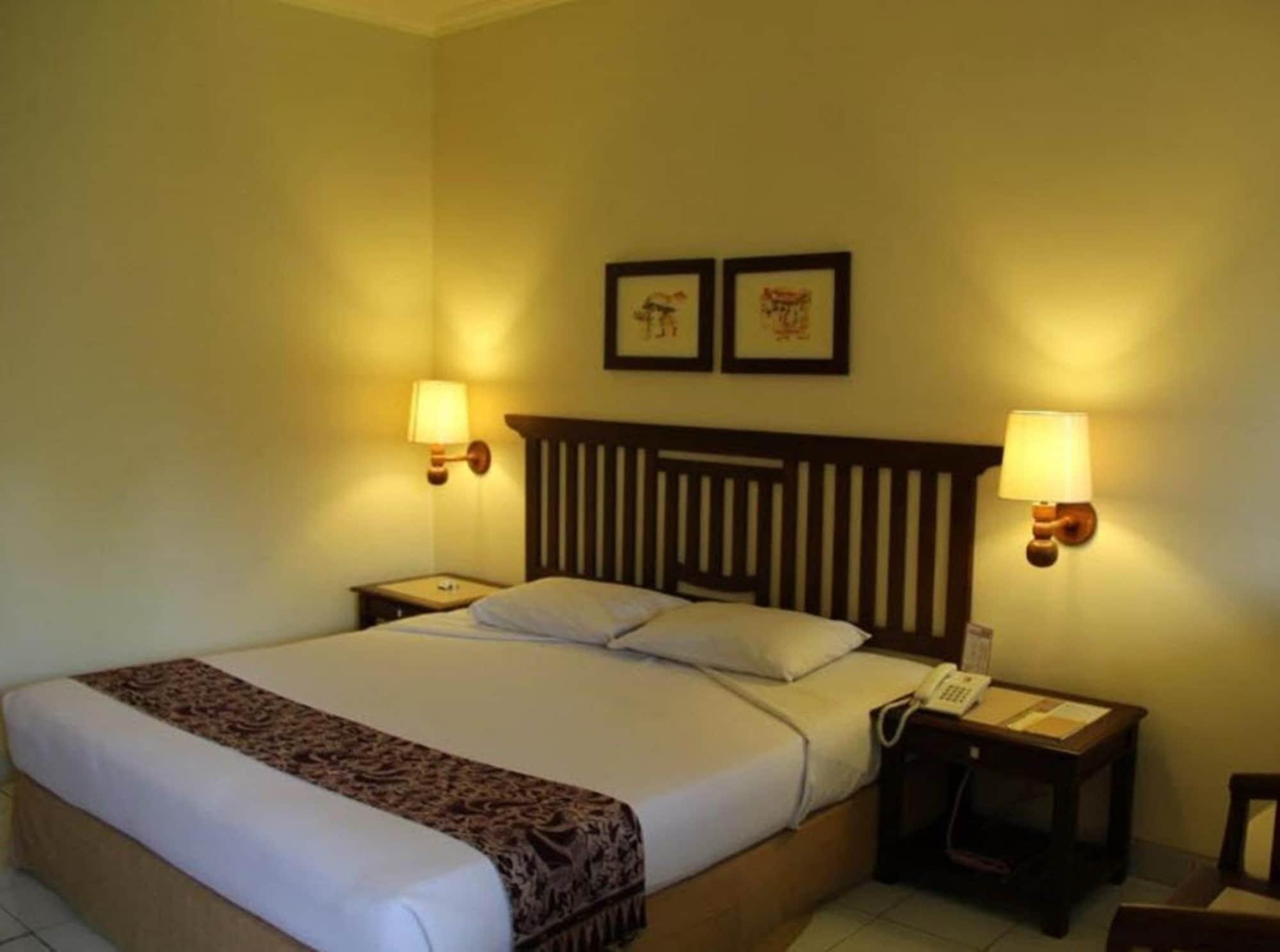 เบซากี บีช โฮเต็ล Hotel ซานูร์ ภายนอก รูปภาพ