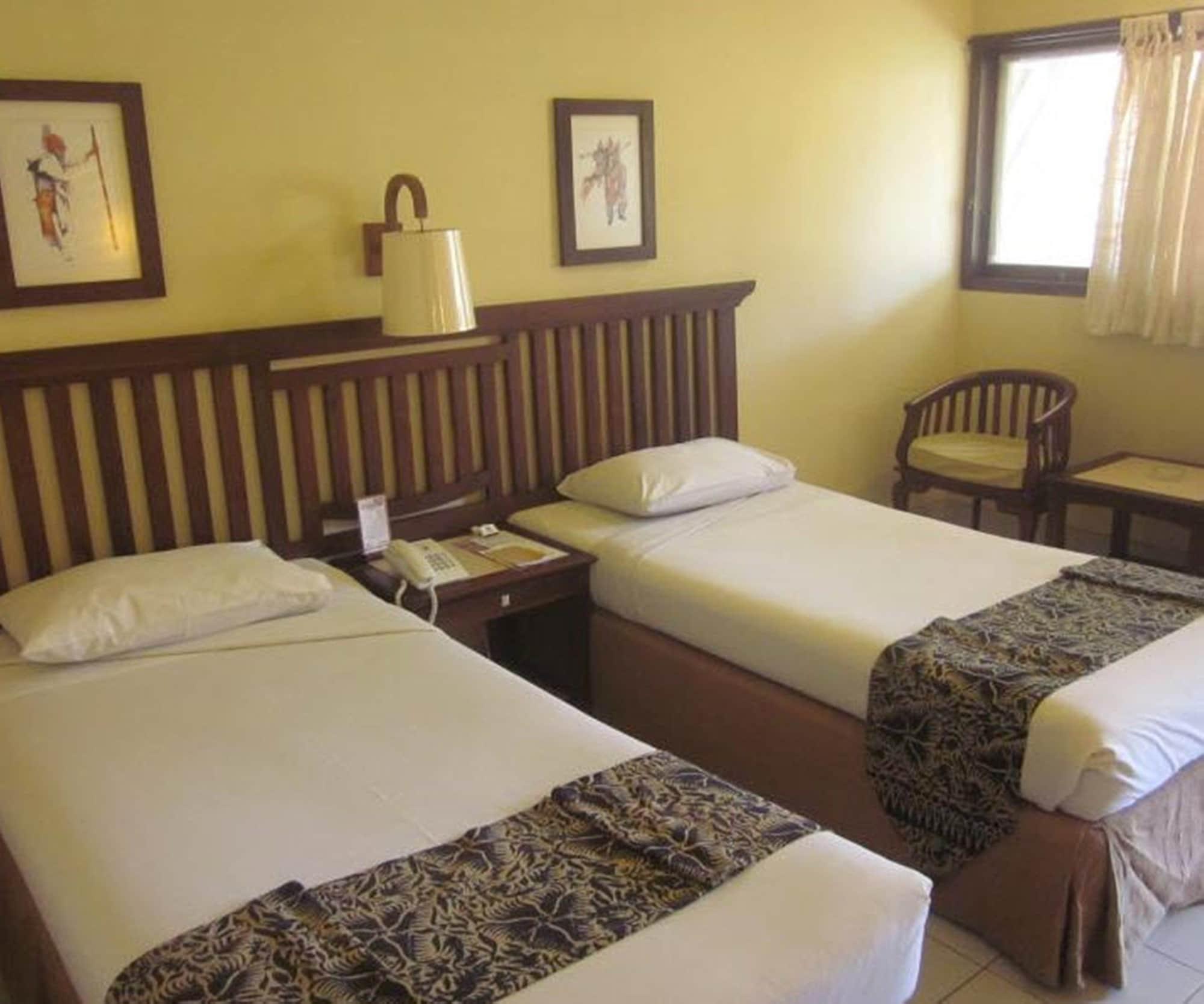 เบซากี บีช โฮเต็ล Hotel ซานูร์ ภายนอก รูปภาพ