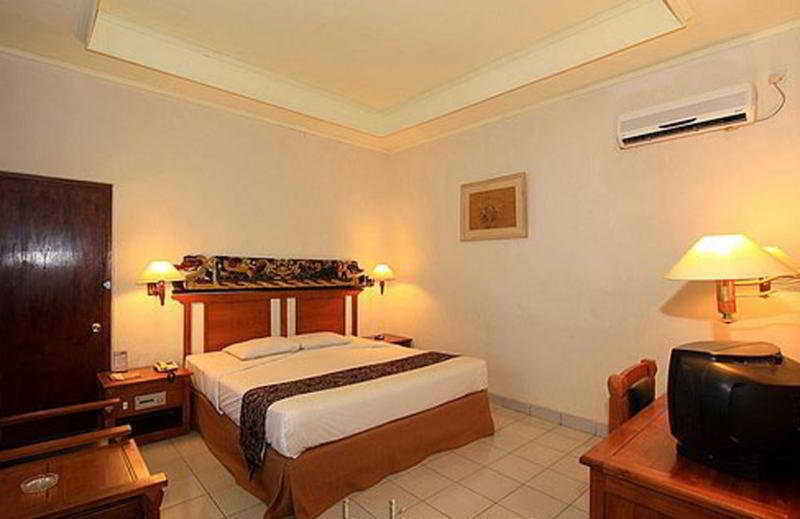 เบซากี บีช โฮเต็ล Hotel ซานูร์ ภายนอก รูปภาพ