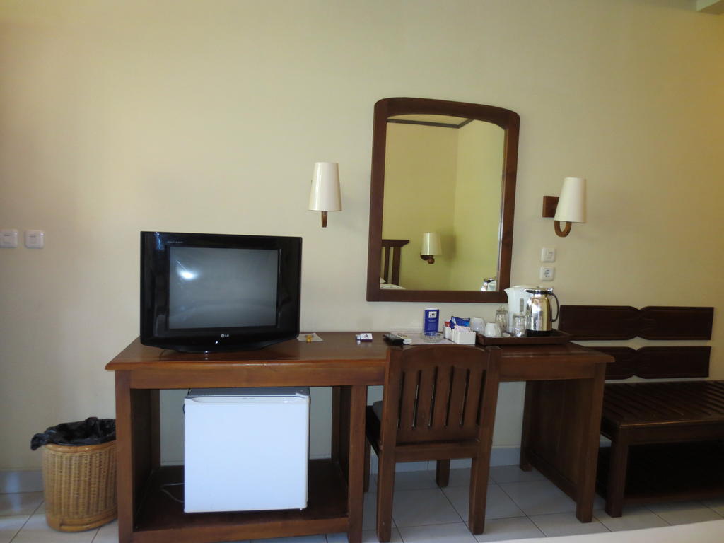 เบซากี บีช โฮเต็ล Hotel ซานูร์ ภายนอก รูปภาพ